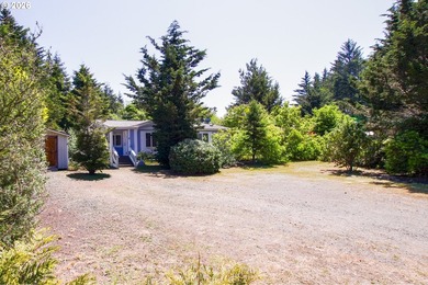 Nestled along the scenic Oregon Coast, this charming 2-bedroom - photo 46
