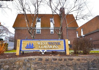 This co-op is an incredible opportunity to create your own home - photo 2