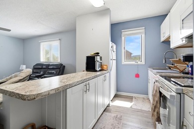 Welcome to 206 Double Eagle Dr. #A-2, a beautifully maintained - photo 15