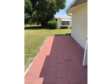 Beautifully maintained end condo in this gated senior complex - photo 24