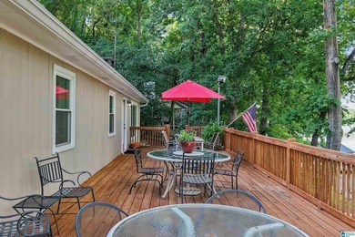 OPEN HOUSE 7/19 1-3 Lay Lake living at its BEST! Located in - photo 37