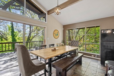 Beautiful Lake Texoma retreat featuring a main house and guest - photo 5