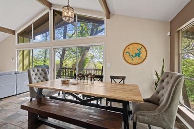 Beautiful Lake Texoma retreat featuring a main house and guest - photo 6