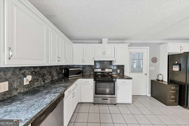 Located in the heart of downtown Acworth, this unique and - photo 25