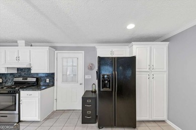 Located in the heart of downtown Acworth, this unique and - photo 28