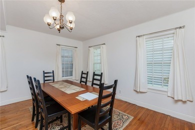 Located in the charming Del Mar historic subdivision you will - photo 15