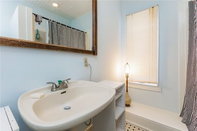 Located in the charming Del Mar historic subdivision you will - photo 21