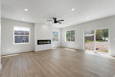 BEST VALUE IN SOUTH UTAH COUNTY for MOVE-IN READY home! This - photo 3