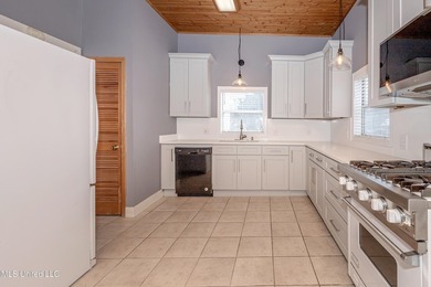 Looking to be in the heart of downtown Ocean Springs and all - photo 25