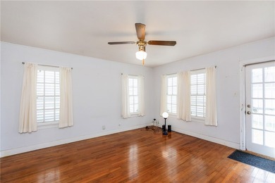 Located in the charming Del Mar historic subdivision you will - photo 28