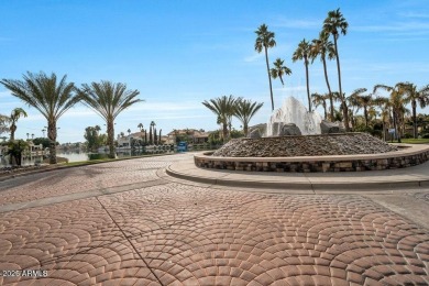 Lake Townhome/Townhouse For Sale in Gilbert, Arizona