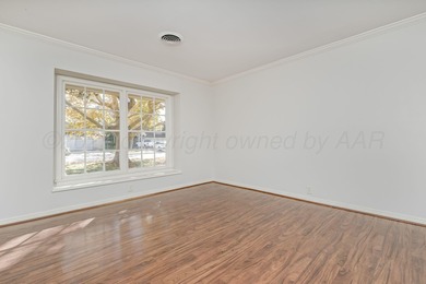 Great home! Great find in the heart of Belmar! This home has it