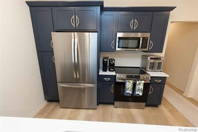 New Construction End Unit Ranch Condo built by Moceri! Discover - photo 11