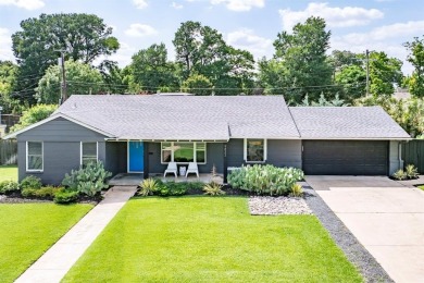 Lake Home For Sale in Dallas, Texas
