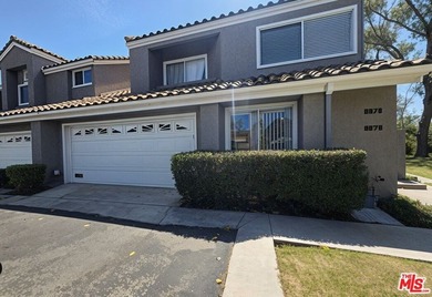 Located in the highly desirable area of Camarillo Springs, known - photo 1