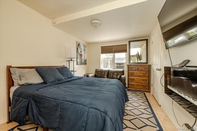 Welcome to 2015 Narragansett Avenue located in the desirable - photo 16