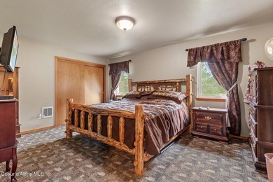 The perfect blend of space, flexibility, and country living on 4 - photo 22
