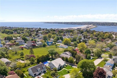 Tucked on a private lot moments from Middletown's beaches and - photo 41