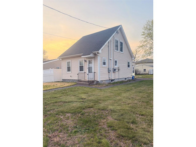 This was completley Remodeled in 2023,from New Roof ,New Siding - photo 14