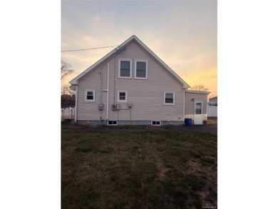 This was completley Remodeled in 2023,from New Roof ,New Siding - photo 15