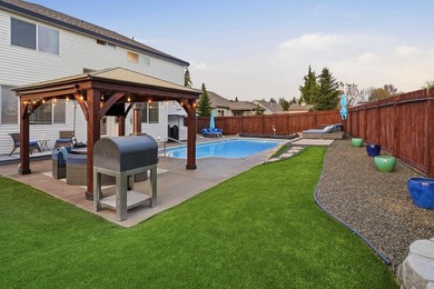 Step into an entertainer's dream with 5 bedrooms, 4 baths, and 3 - photo 19