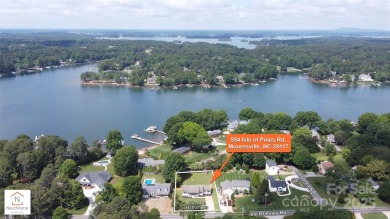 Lake Home For Sale in Mooresville, North Carolina