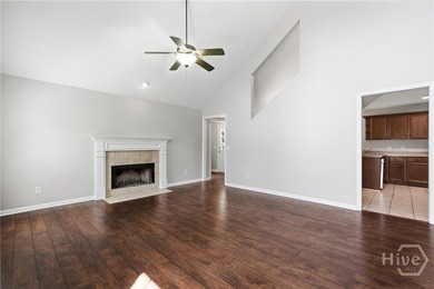 NEW ROOF! You won't want to miss this freshly painted, move-in - photo 8