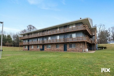 West Lake - Kalamazoo County Home For Sale in Portage Michigan