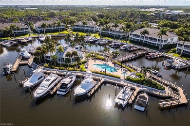 Luxuriously Remodeled Coach Home in Windstar on Naples Bay