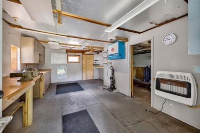 This beautifully updated 3-bedroom, 2-bathroom rambler offers 1 - photo 40