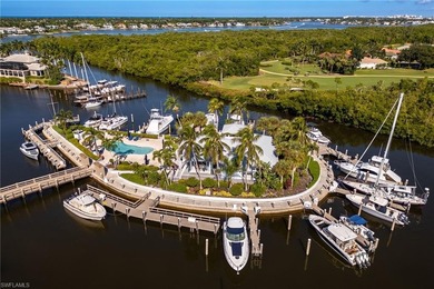 Luxuriously Remodeled Coach Home in Windstar on Naples Bay