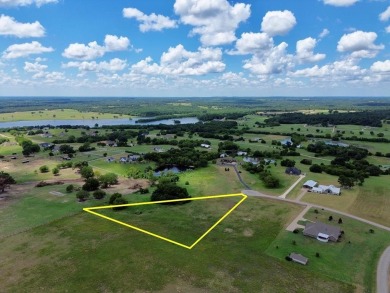 Waters Edge Lake Acreage For Sale in Athens Texas