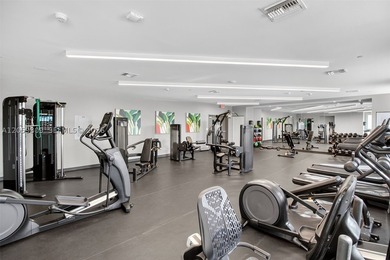 Modern living in the heart of Miami at an attainable price - photo 7