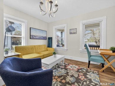 Exceptional opportunity to acquire a thriving six-unit - photo 15
