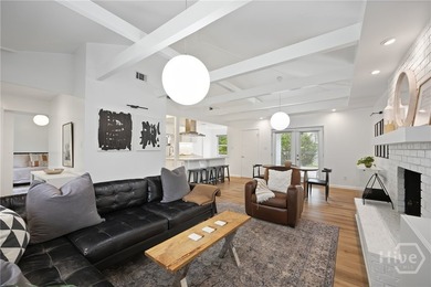 Set on a large corner lot in the heart of Savannah's beloved - photo 6