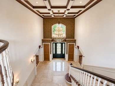 Luxury Estate in The Moorings - East Islip, NY Welcome to an - photo 7