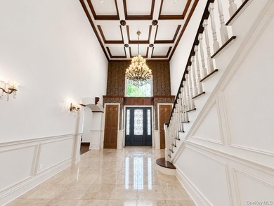 Luxury Estate in The Moorings - East Islip, NY Welcome to an - photo 8