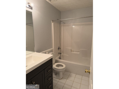 Beautiful one owner home in the prime location of Riverwood - photo 13