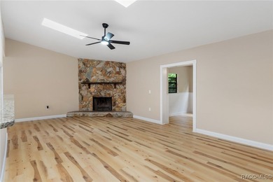 Fabulous Updated 3/2 in Sought-After Riverhaven Village. This - photo 13