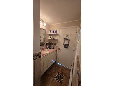Welcome home to this cozy property located in beautiful - photo 13