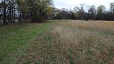 GENERAL DESCRIPTION: This 69-acre tract on Lake Bob Sandlin - photo 15