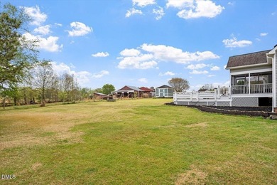 This gorgeos meticulously maintained home is in an idyllic - photo 7