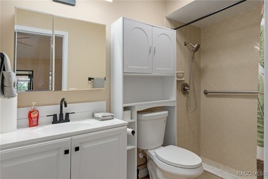 Fabulous Updated 3/2 in Sought-After Riverhaven Village. This - photo 20