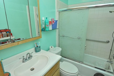 Beautiful 2BR/2BA condo with 1,144 SF finished area (1,300 SF - photo 22