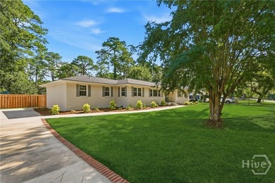 Completely renovated home in Isle of Hope has been thoughtfully - photo 3