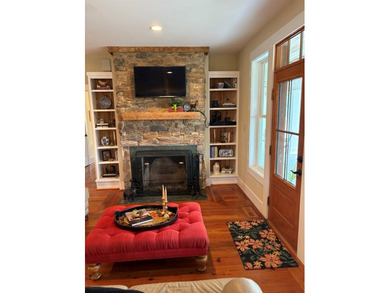 This property has two houses. The information above pertains to - photo 7