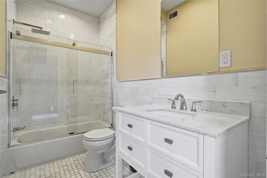Don't miss this stunning 5-bedroom, 3-bath Waterfront - photo 31