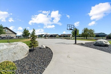 Discover relaxed lakelife living at in the coveted Cove at - photo 34