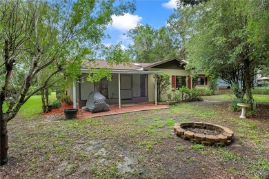Fabulous Updated 3/2 in Sought-After Riverhaven Village. This - photo 43