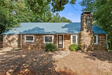Additional listing photo 1